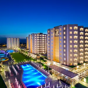 **** Hotel Grand Park Lara Turcja