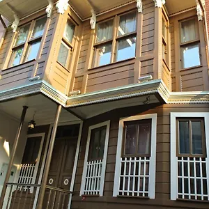 Emirhan Hotel, Sultanahmet Bed and breakfast